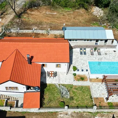 Vila Ella Tvrdos Trebinje