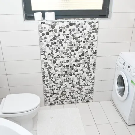 Apartment Vila Ella Tvrdos